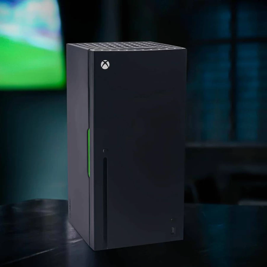 Xbox Series X Mini Fridge Cooler - 10L Compact Thermoelectric Cooling for Gaming Accessories